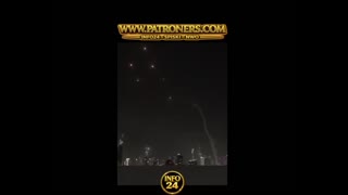 Iran uderza w Izrael rakiety przechodzą